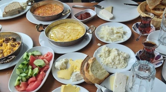 İstanbul En İyi Kahvaltı Yerleri - Yeşil Vadi Restoran