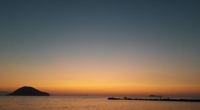 Bodrum Beachleri arasında bulunan Bodrum Günbatımı Plajı.