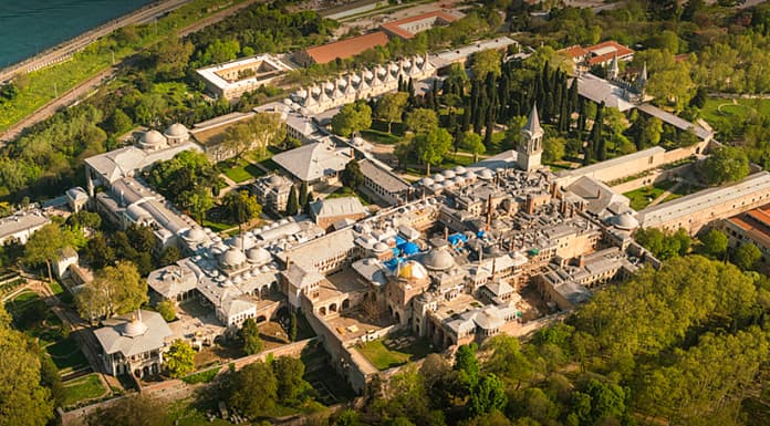 Osmanlı’nın Kalbinde: Topkapı Sarayı Gezi Rehberi – Nerede?