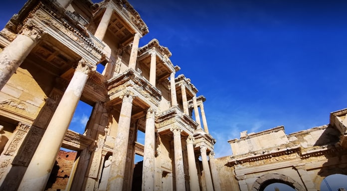 Kuşadası Görülmesi Gereken Yerler - Efes Anti Kenti